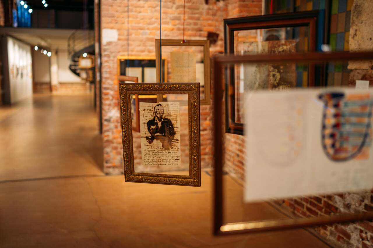 Sessiz mektupların izi Casa Botter’de: “Sevgilerle, Bedri Rahmi Eyüboğlu” sergisi açıldı 9